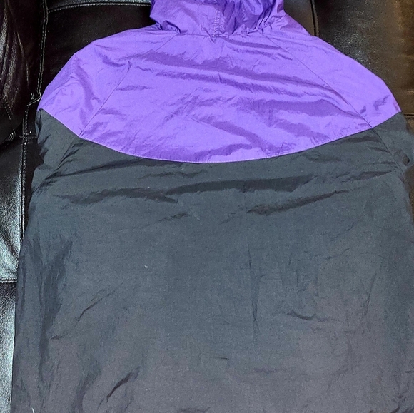 *Vintage* Nike Sportswear Windrunner SB $225 or BO - Picture 5 of 5